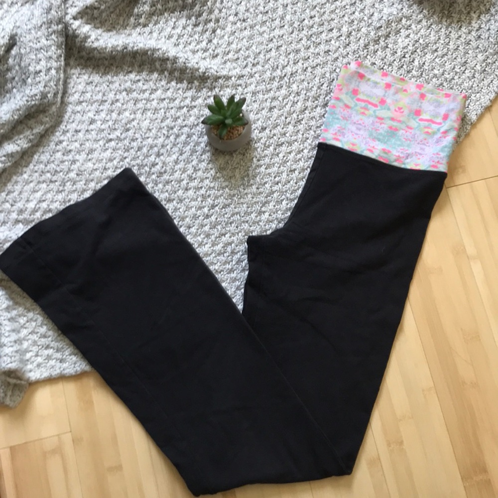 VS Bootcut Yoga Pants